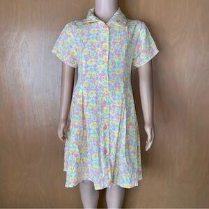 The children’s place dress offers a springtime garden of flowers for your girl.
